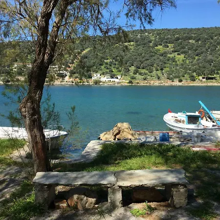 Apartment Sea Front - Porto - Evia Boufalo