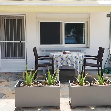 Apartment Sea Front - Porto - Evia Boufalo
